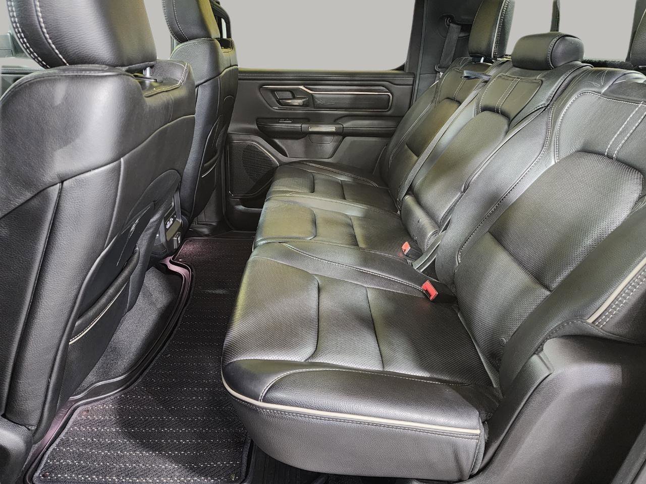 Used 2019 RAM 1500 Limited w/ Advanced Safety Group AWD/4WD image 24