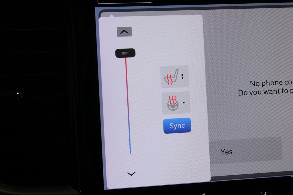 Used 2024 Chrysler Pacifica Touring-L image 46