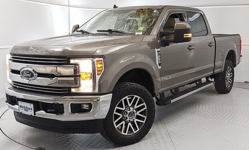 Certified 2019 Ford F250 Lariat w/ Lariat Value Package AWD/4WD image 6