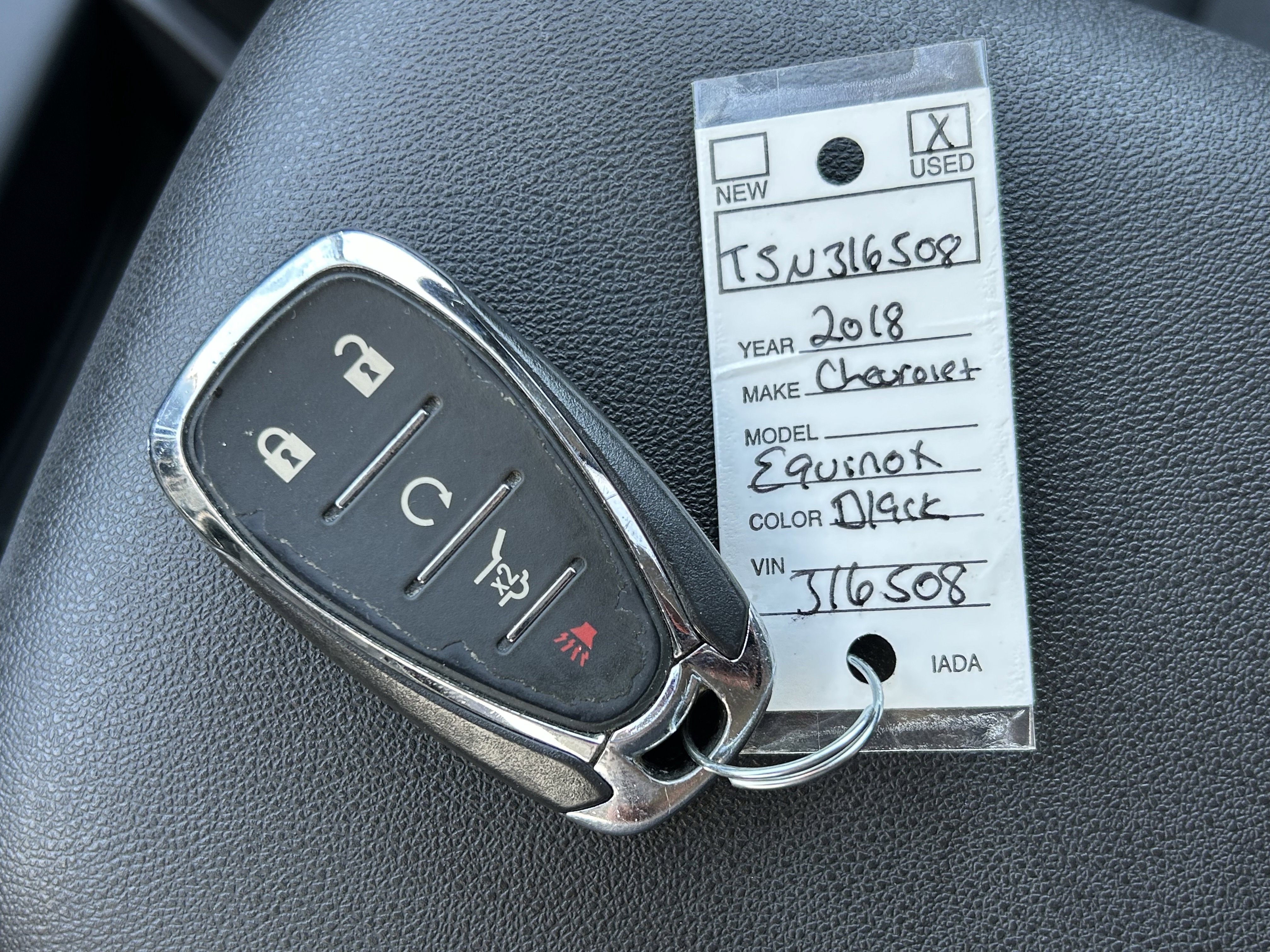 Used 2018 Chevrolet Equinox LT FWD image 35