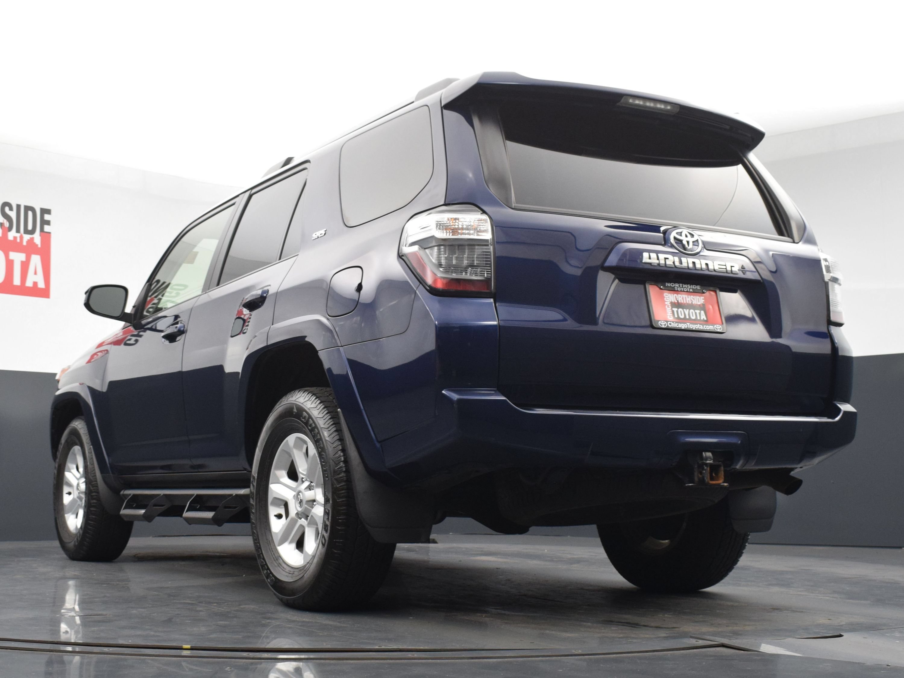 Used 2022 Toyota 4Runner SR5 RWD image 29