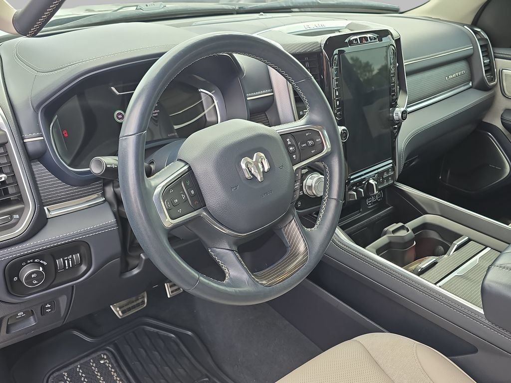 Used 2024 RAM 1500 Limited AWD/4WD image 18