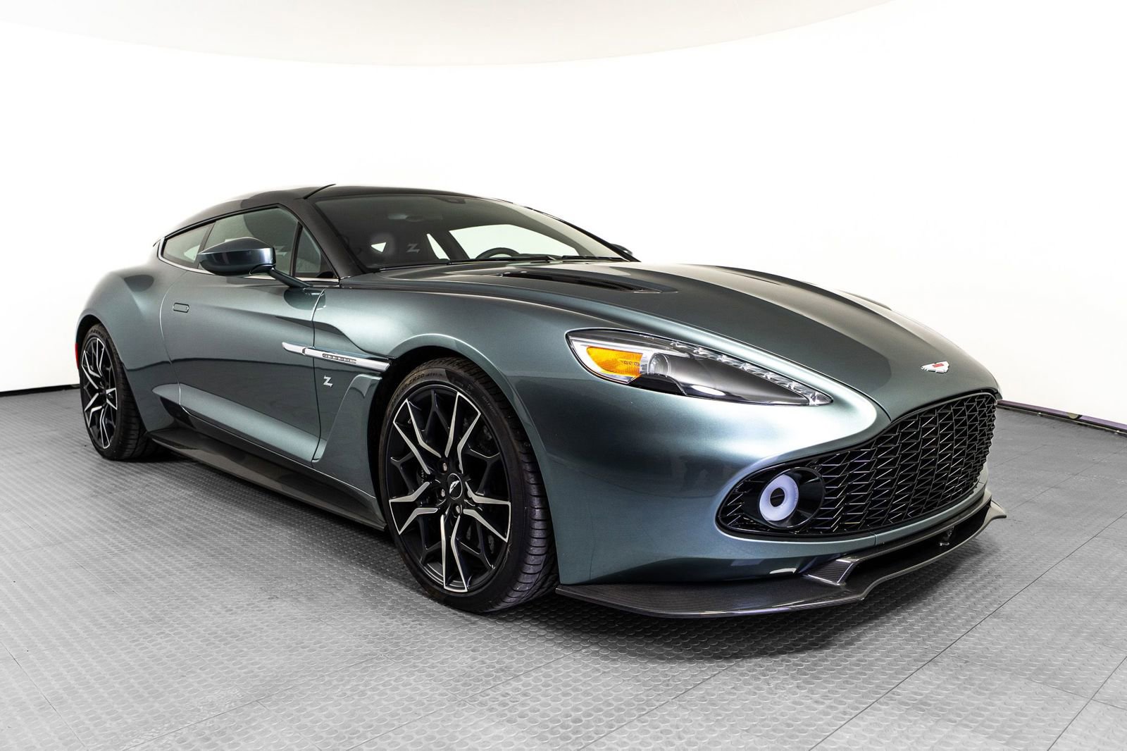 Used 2019 Aston Martin Vanquish Zagato image 12