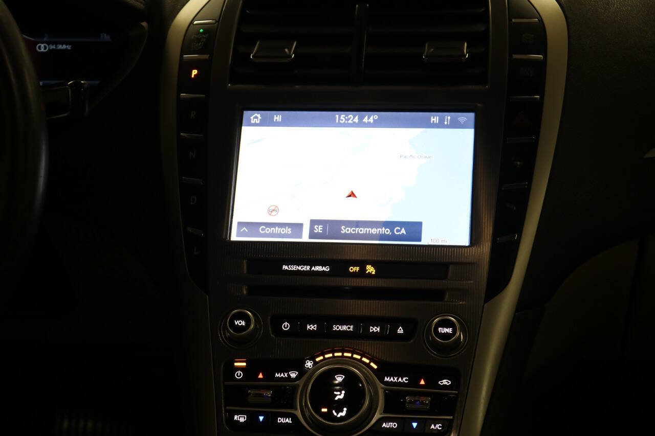 Used 2020 Lincoln MKZ Reserve w/ Elements Package image 34