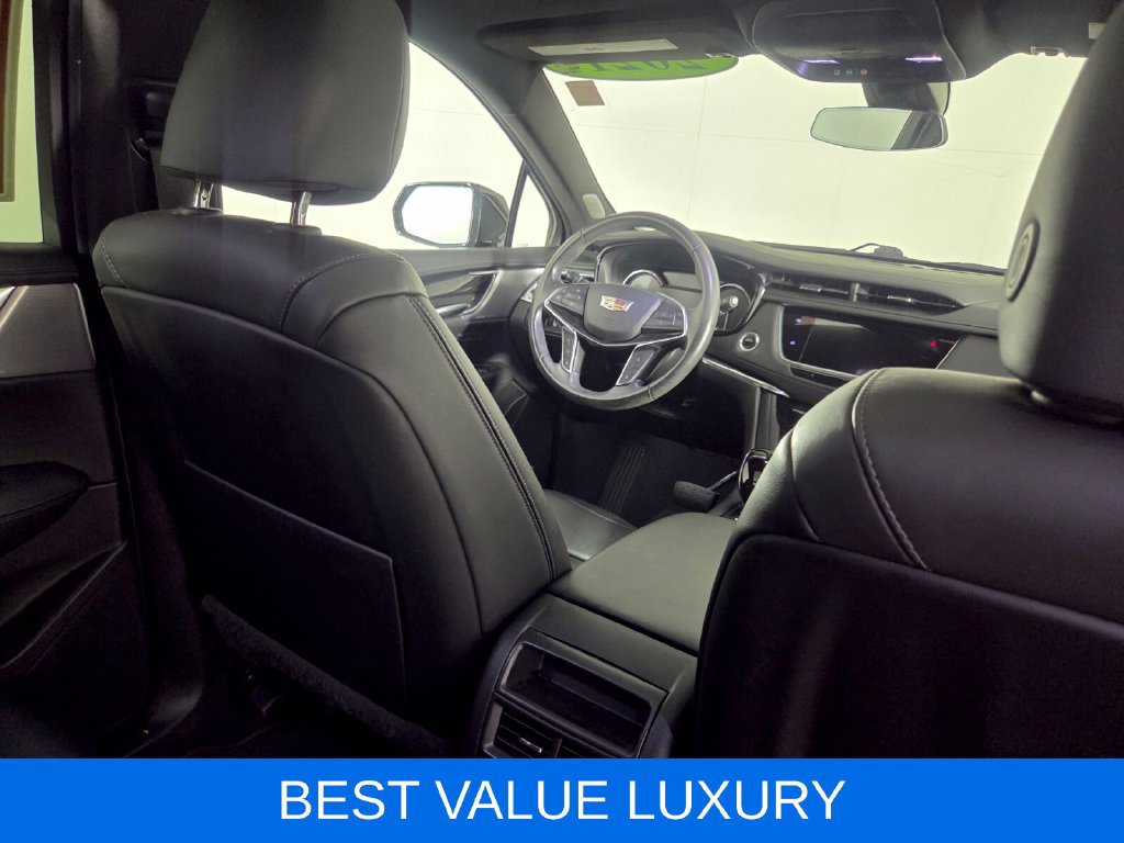 Used 2021 Cadillac XT5 Premium Luxury w/ LPO, Floor Liner Package AWD/4WD image 30