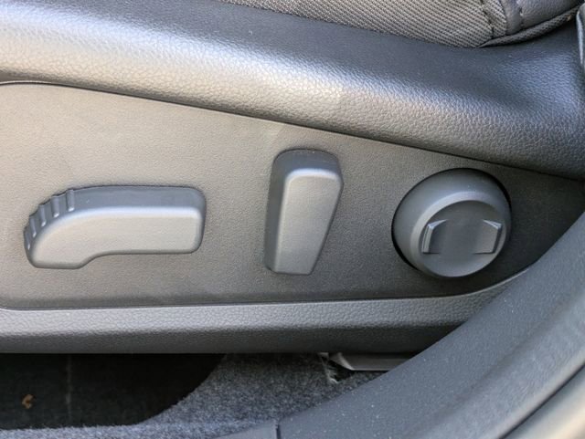 Used 2026 Subaru Outback Premium AWD/4WD image 17