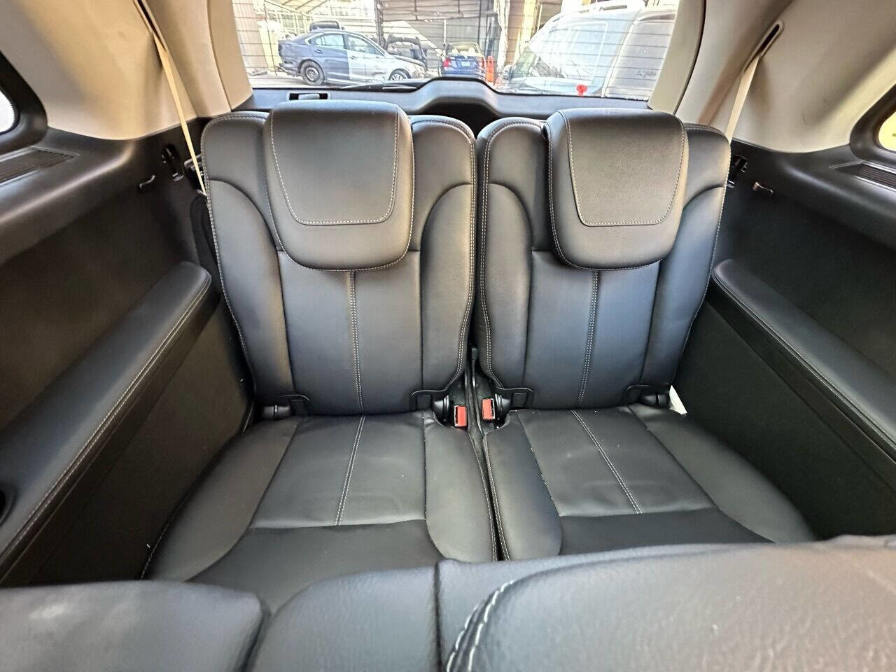 Used 2011 Mercedes-Benz GL 320 BlueTEC 4MATIC image 15