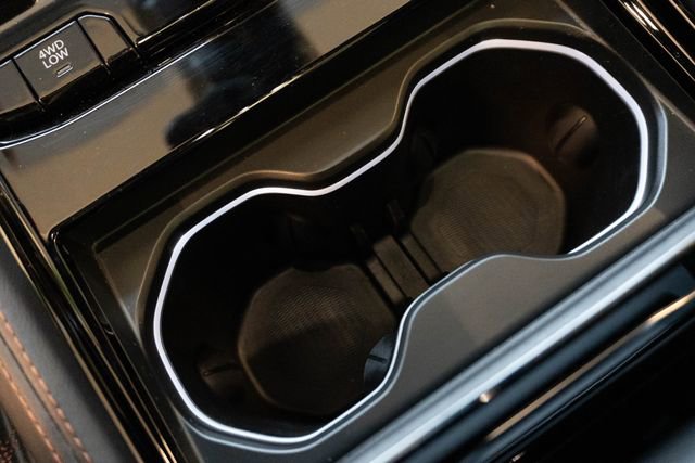 Used 2022 Jeep Grand Cherokee Summit image 37