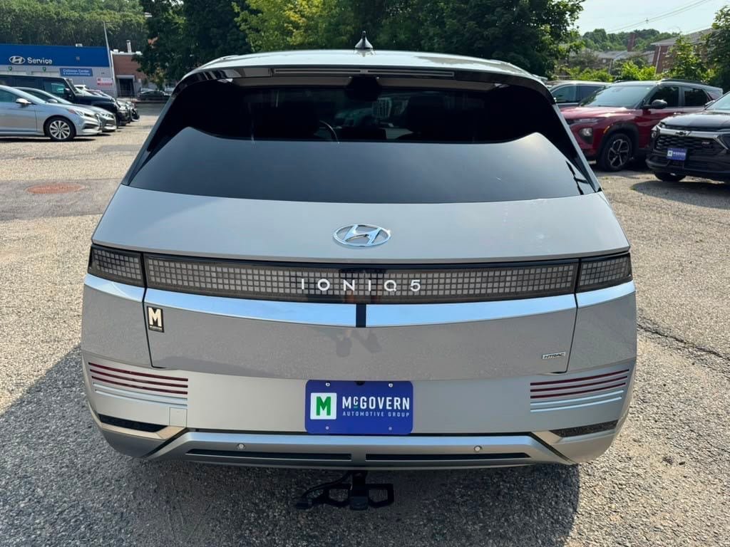 Certified 2023 Hyundai Ioniq 5 Limited AWD/4WD image 5