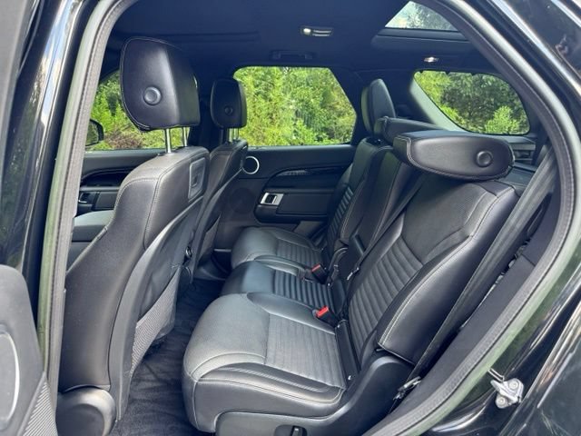 Used 2023 Land Rover Discovery S R-Dynamic AWD/4WD image 13