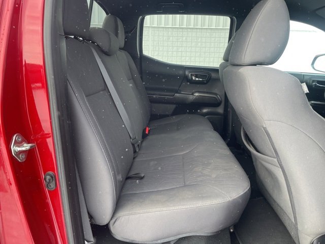 Used 2018 Toyota Tacoma TRD Sport image 15