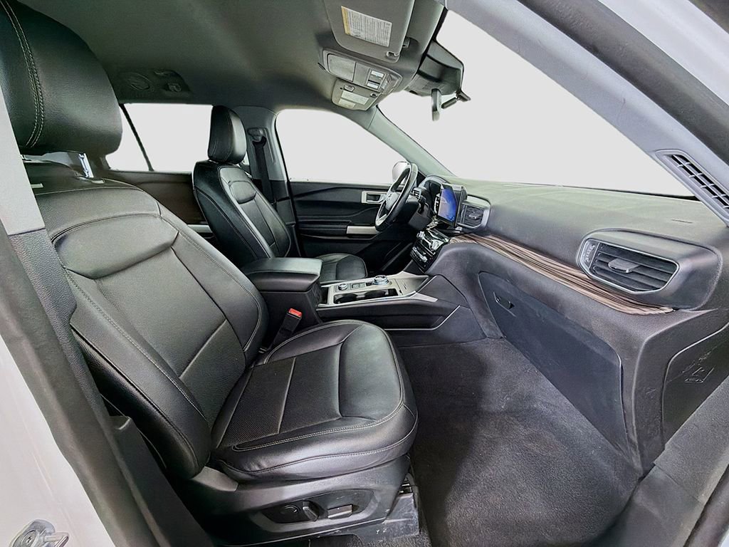 Used 2022 Ford Explorer Limited image 23
