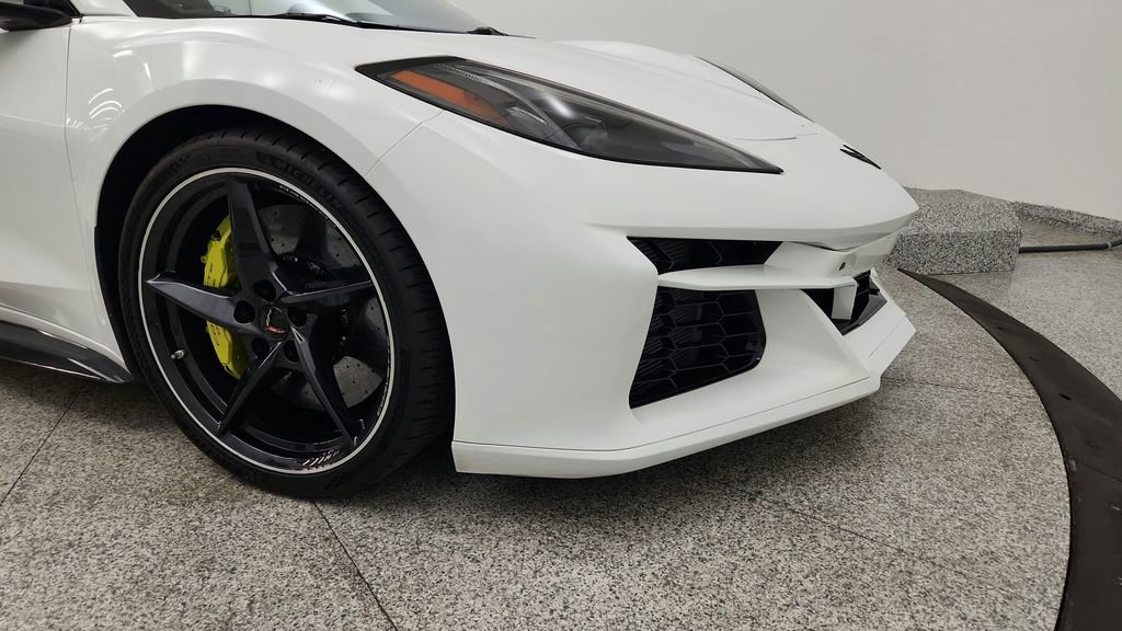 Used 2024 Chevrolet Corvette E-Ray AWD/4WD image 21