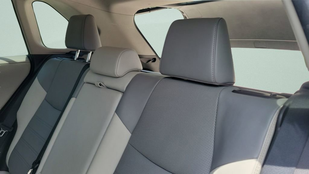 Used 2021 Toyota RAV4 Limited AWD/4WD image 10