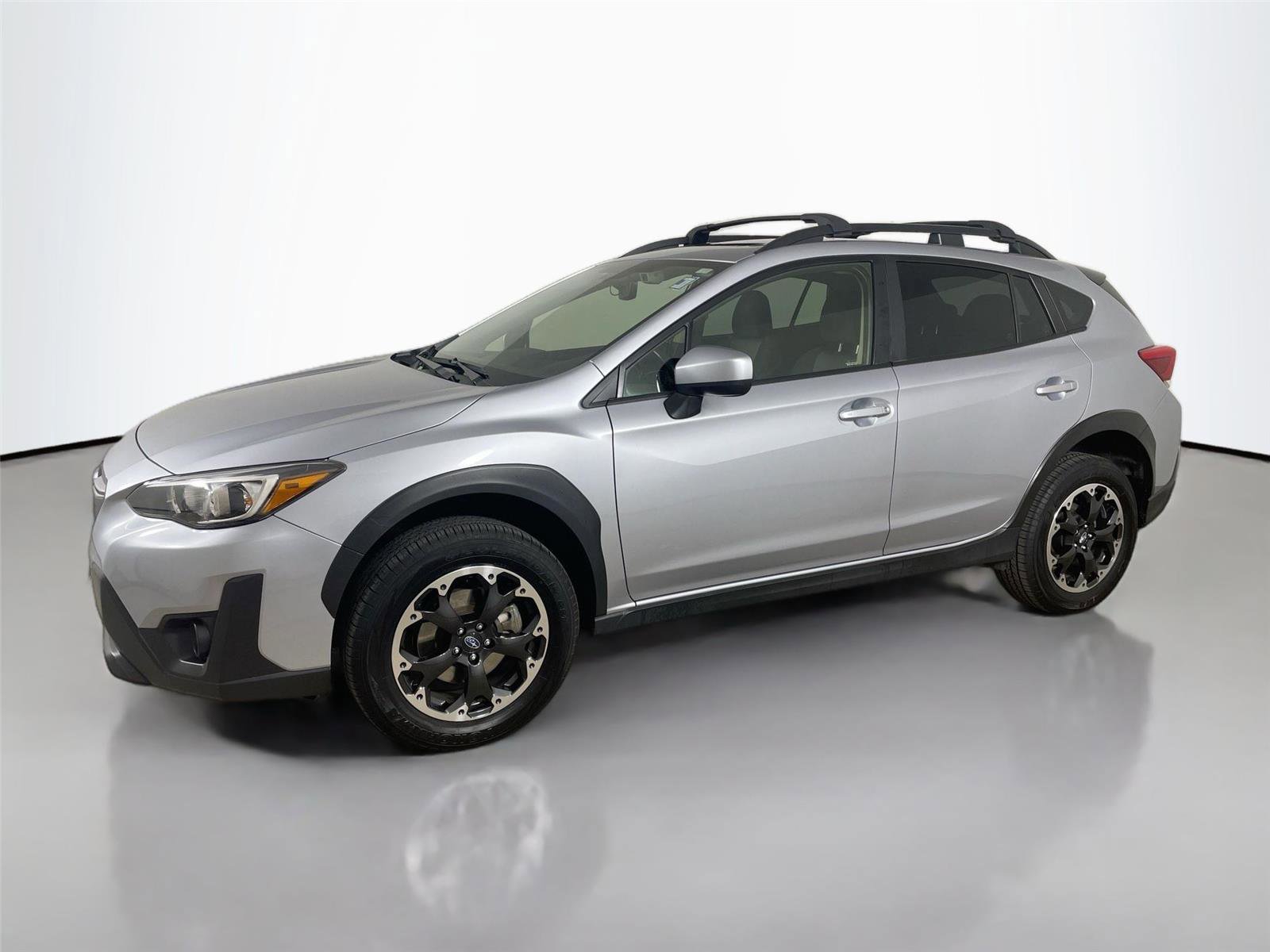 Used 2023 Subaru Crosstrek 2.0i Premium image 4
