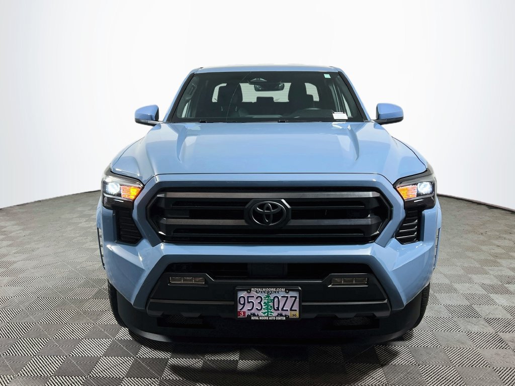 Certified 2026 Toyota Tacoma SR5 AWD/4WD image 2