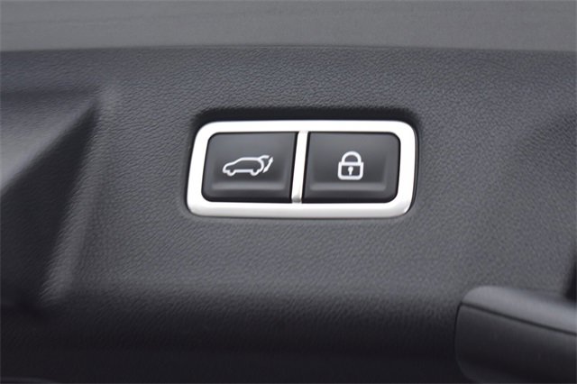 Certified 2022 Kia Sorento SX Prestige w/ Rust Color Package image 23