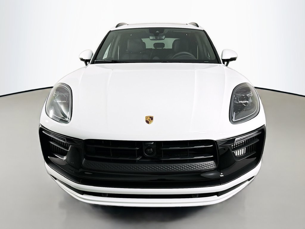 New 2026 Porsche Macan GTS AWD/4WD image 6