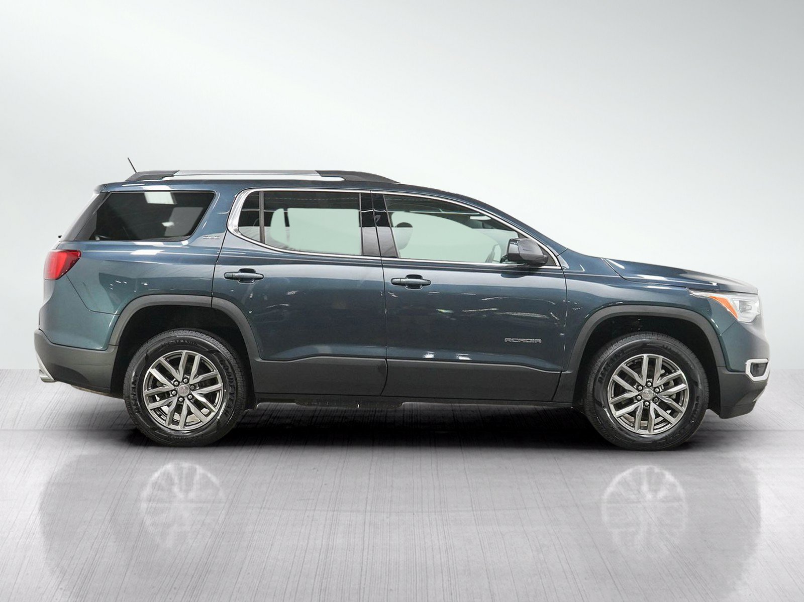 Used 2019 GMC Acadia SLE w/ Driver Alert Package I AWD/4WD image 6