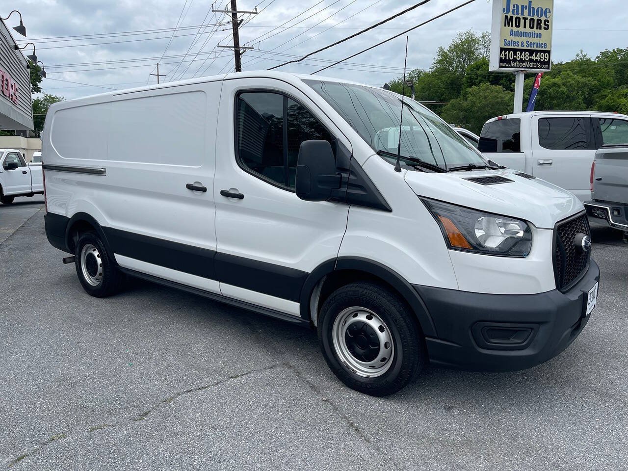 Used 2022 Ford Transit 150 Low Roof RWD image 8