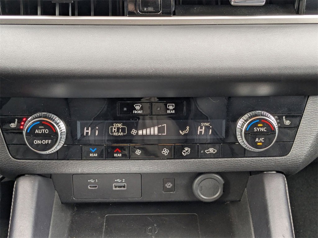 Used 2024 Mitsubishi Outlander SEL image 29