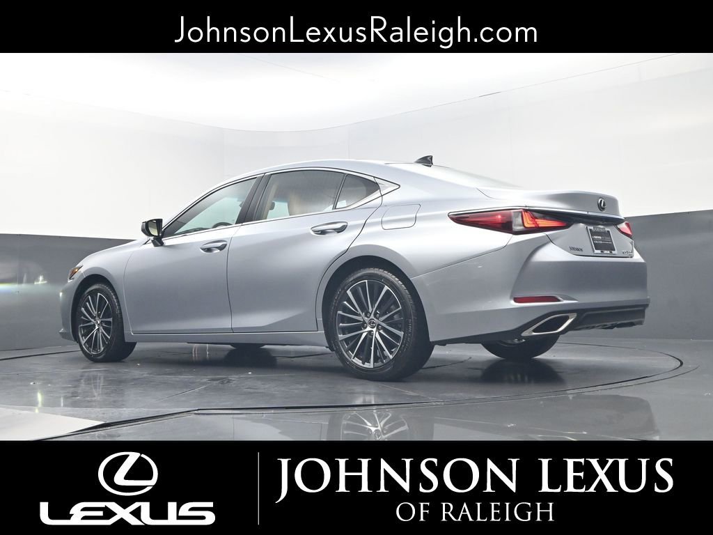 Certified 2024 Lexus ES 350 w/ Premium Package image 18