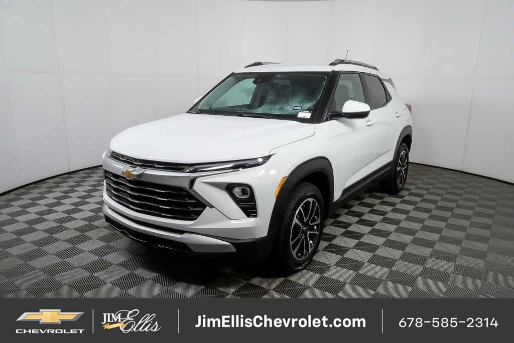 Certified 2025 Chevrolet TrailBlazer LT AWD/4WD image 1