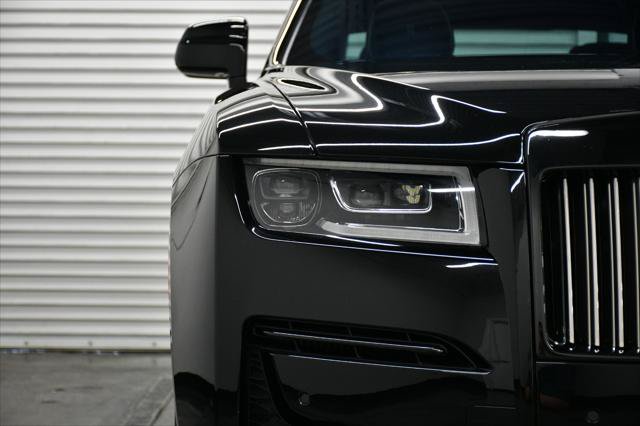 Used 2023 Rolls-Royce Ghost Black Badge w/ Black Badge Ghost Package AWD/4WD image 24