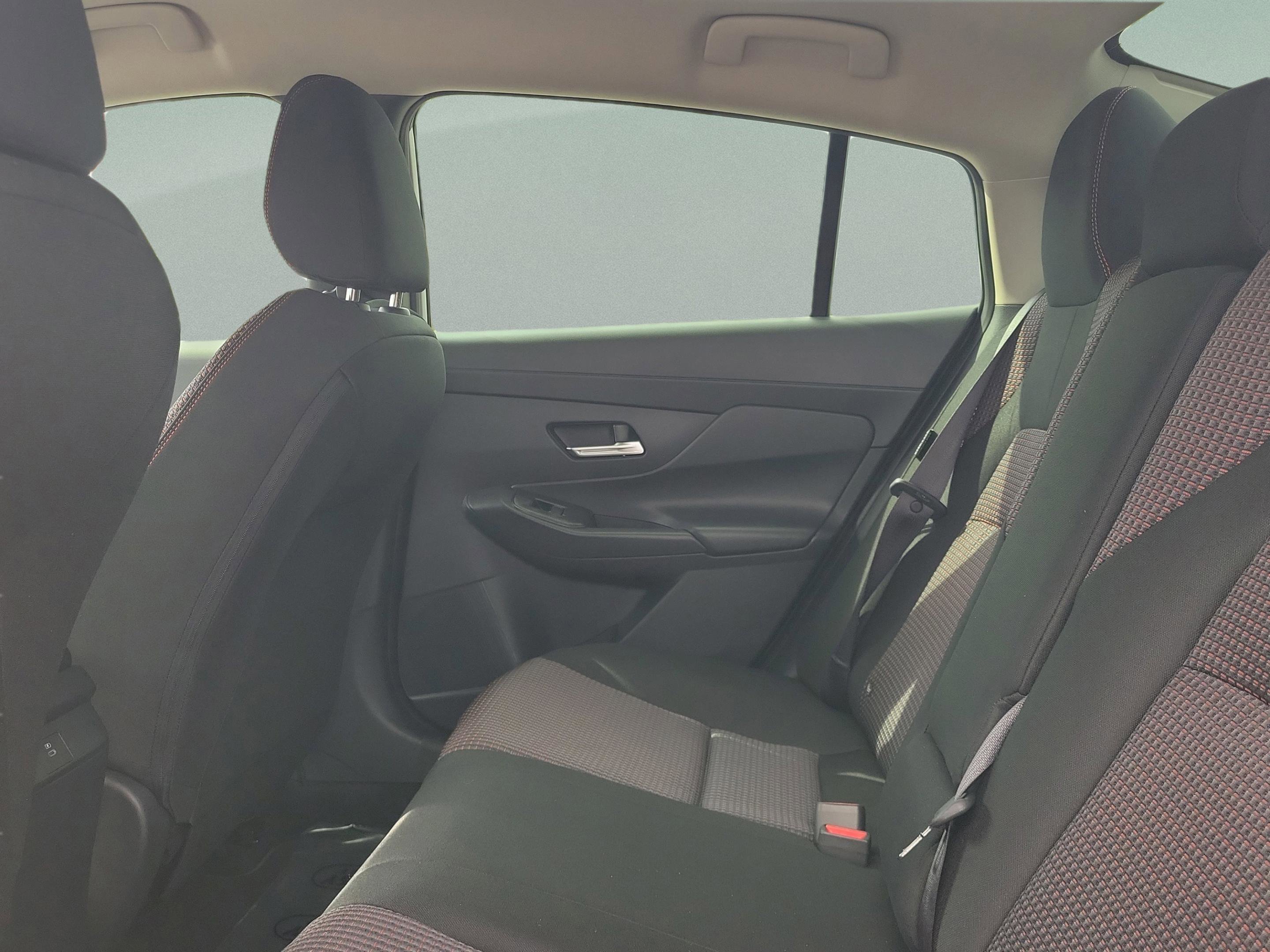 New 2026 Nissan Sentra SR w/ Floor Mat Package image 7