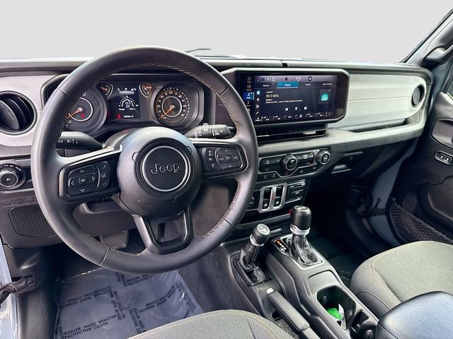 Used 2024 Jeep Wrangler Sport AWD/4WD image 21