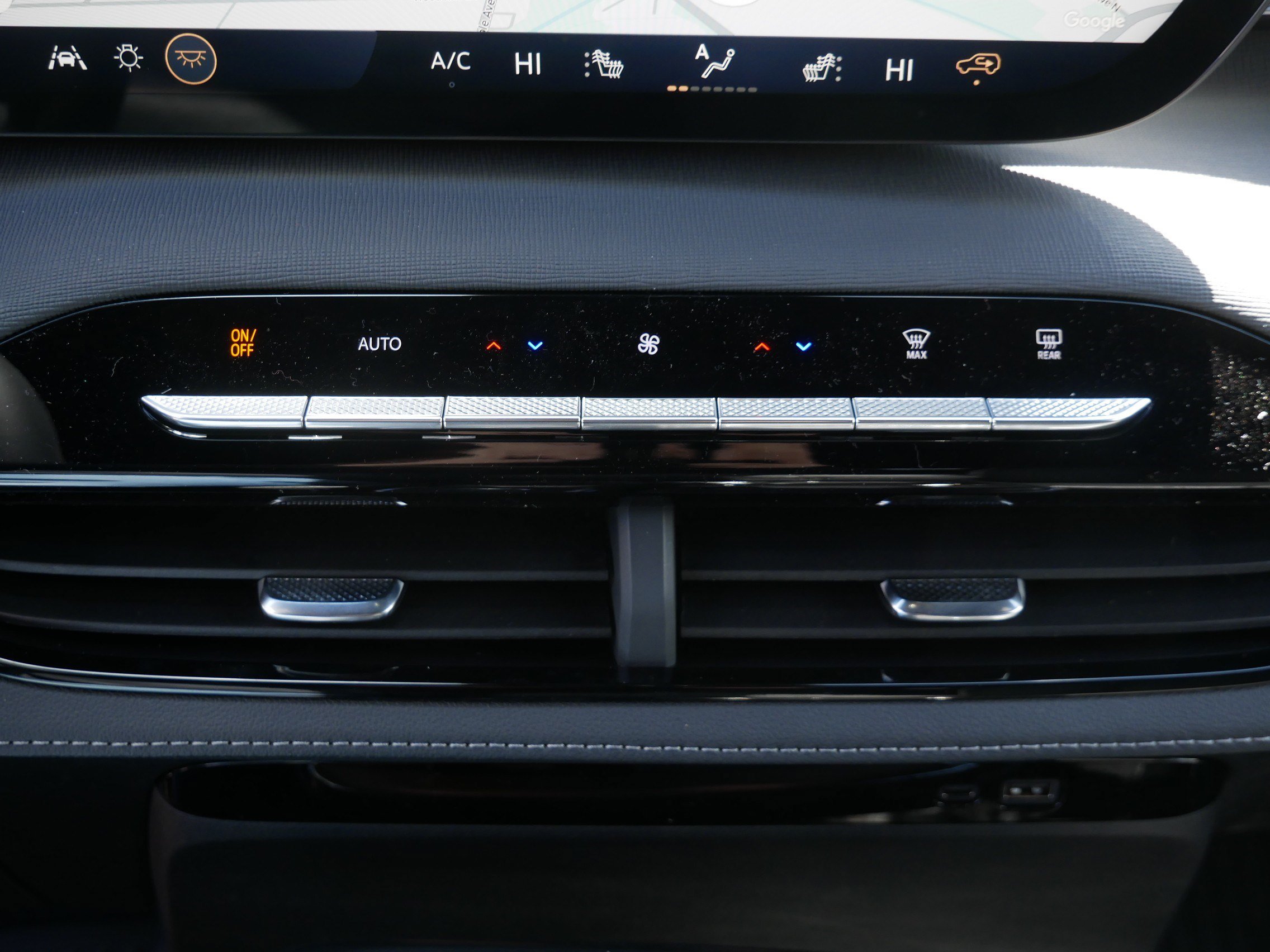 New 2026 Buick Enclave Sport Touring w/ Power Package AWD/4WD image 8