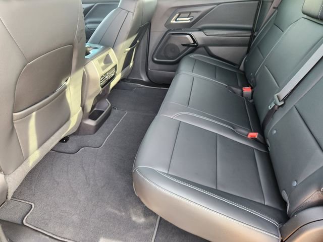 New 2026 Chevrolet Silverado EV LT AWD/4WD image 34