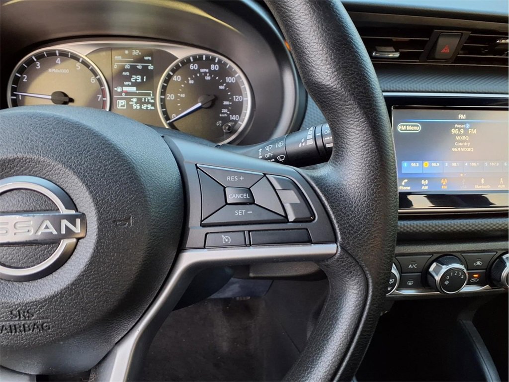 Used 2022 Nissan Kicks S image 20