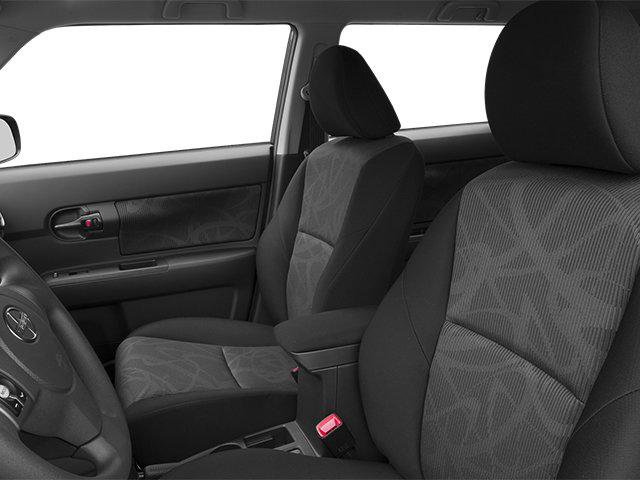 Used 2014 Scion xB FWD image 8