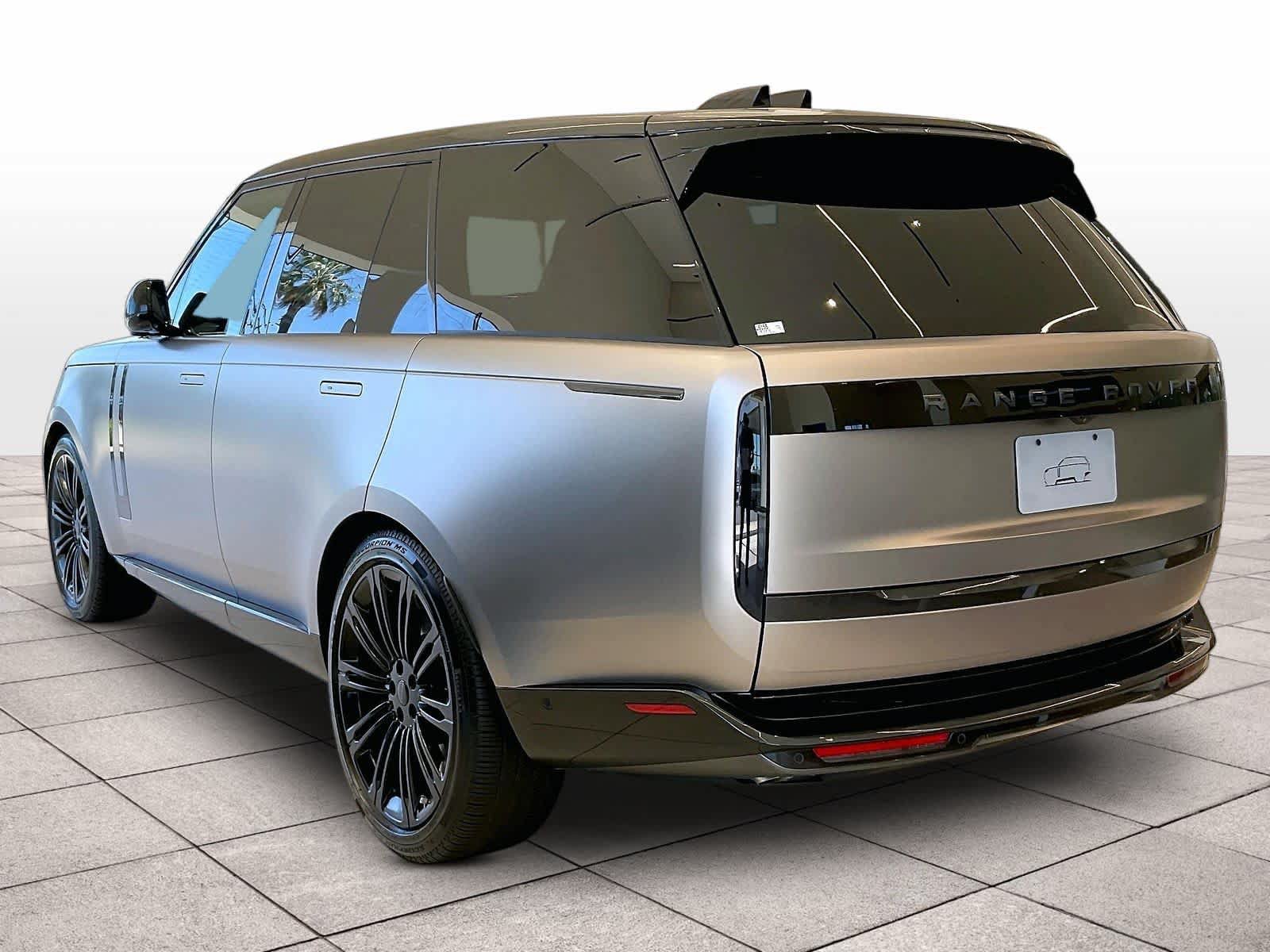 New 2026 Land Rover Range Rover SE AWD/4WD image 3