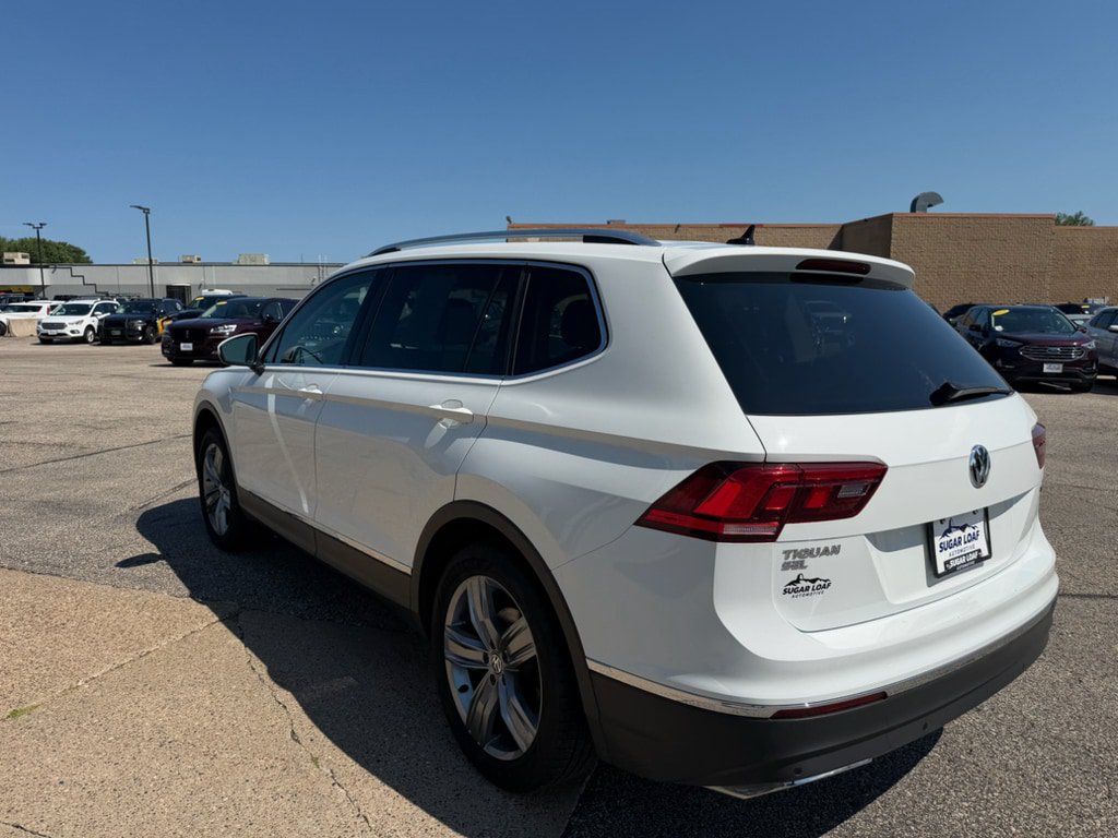 Used 2020 Volkswagen Tiguan SEL AWD/4WD image 6