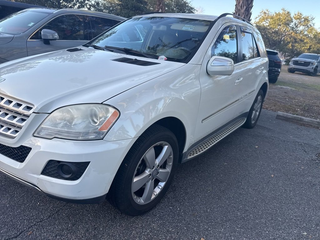Used 2010 Mercedes-Benz ML 350 4MATIC image 2