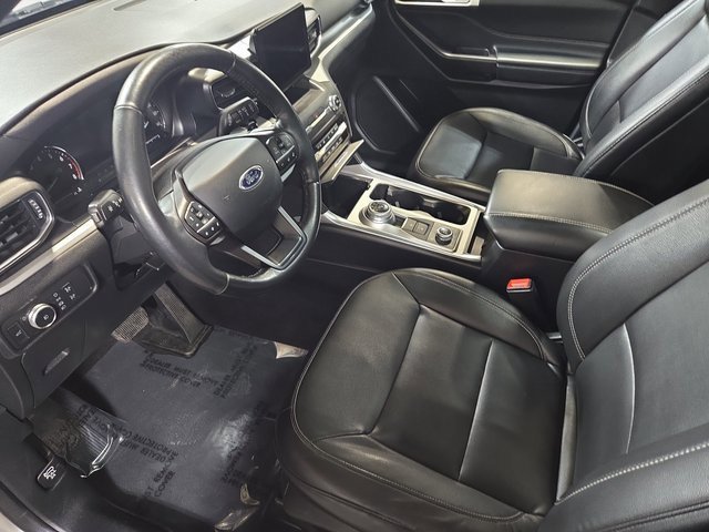 Used 2020 Ford Explorer XLT w/ Equipment Group 202A image 19