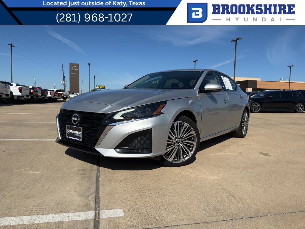 Used 2023 Nissan Altima 2.5 SL image 1
