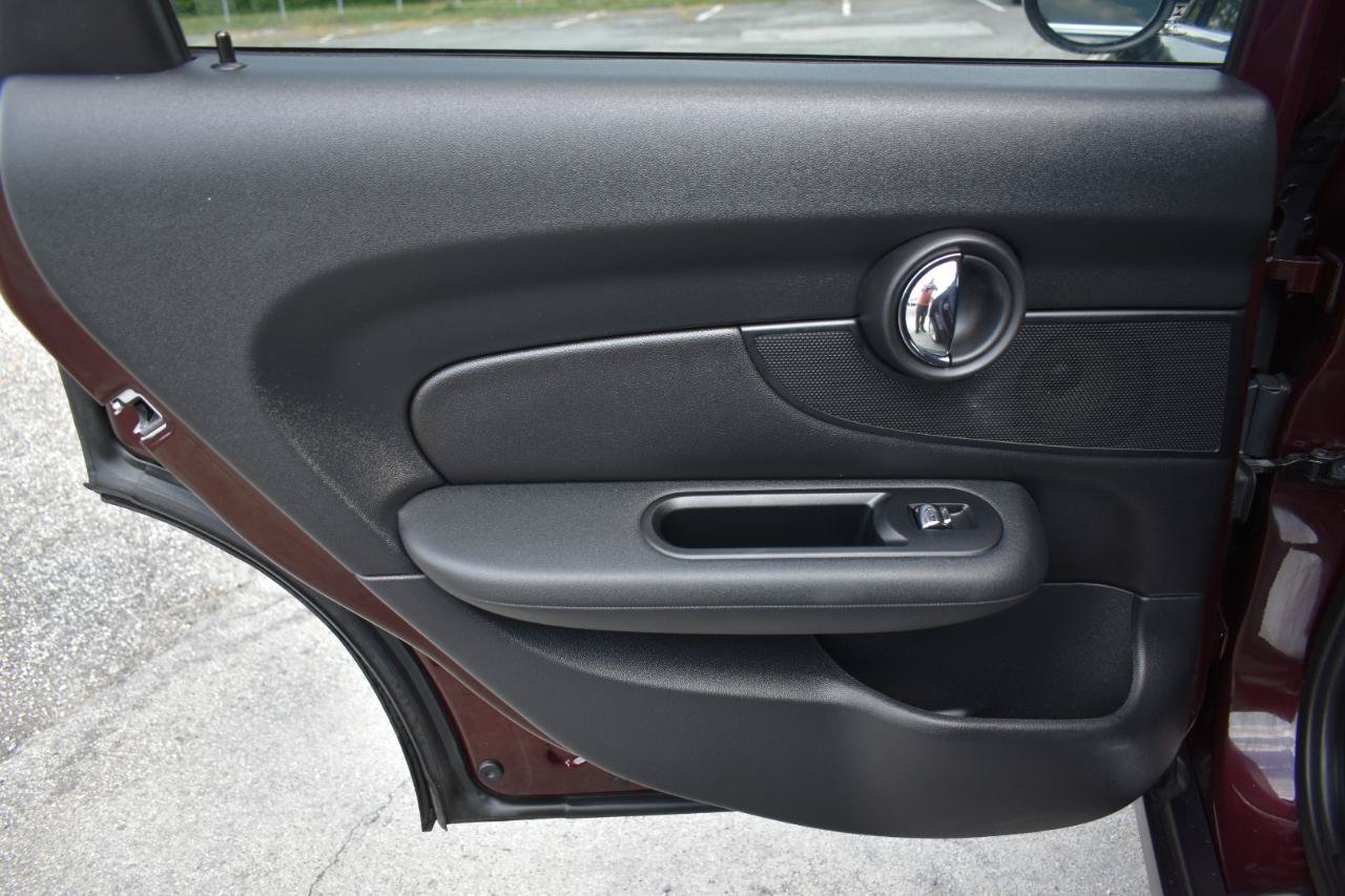Used 2017 MINI Cooper Clubman FWD image 38