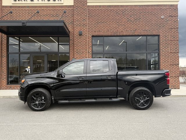 Used 2026 Chevrolet Silverado 1500 Custom w/ Turbomax Blackout Package image 3