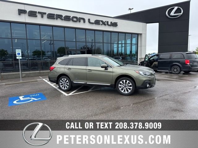 Used 2018 Subaru Outback 2.5i Touring w/ Popular Package #3 AWD/4WD image 1