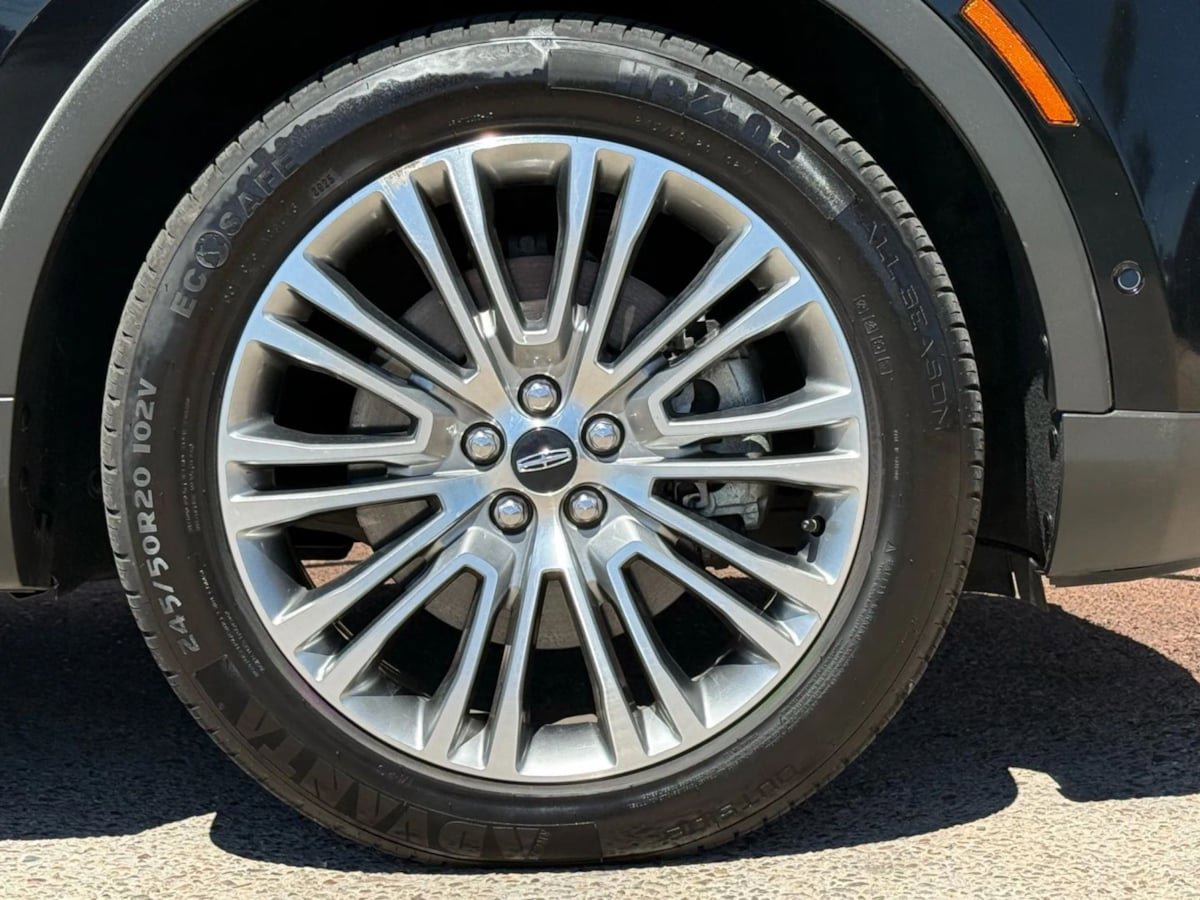 Used 2016 Lincoln MKX Reserve w/ Technology Package image 26