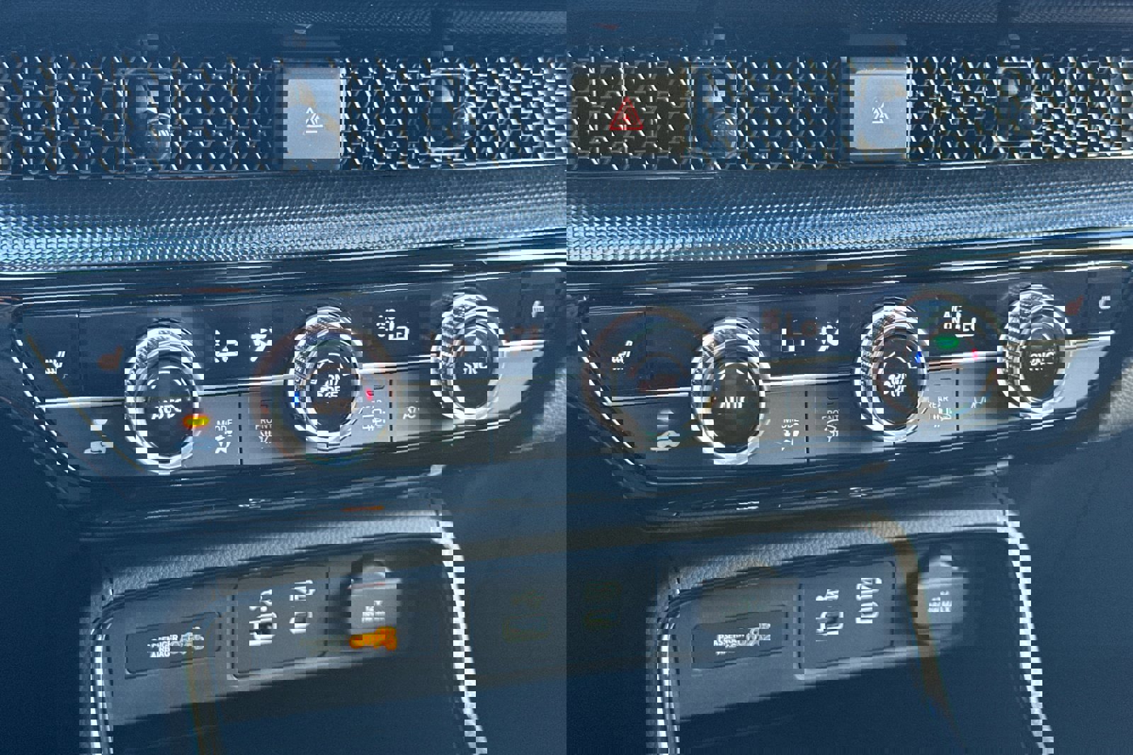 Used 2023 Honda CR-V EX-L image 17