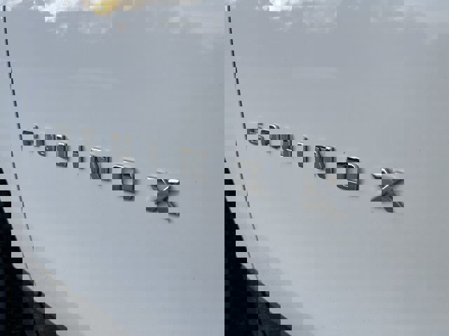 Used 2023 Chevrolet Equinox LS w/ LS Convenience Package image 32