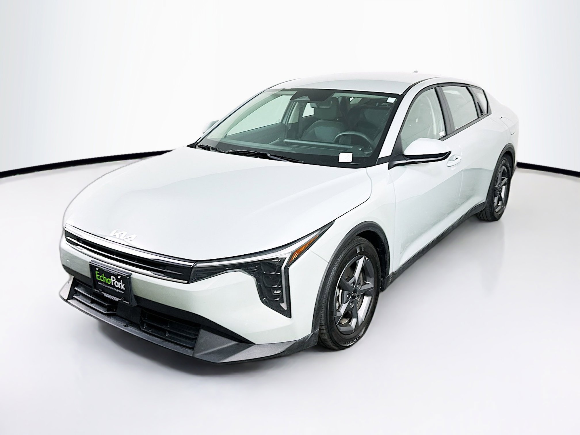 Used 2025 Kia K4 LXS image 3