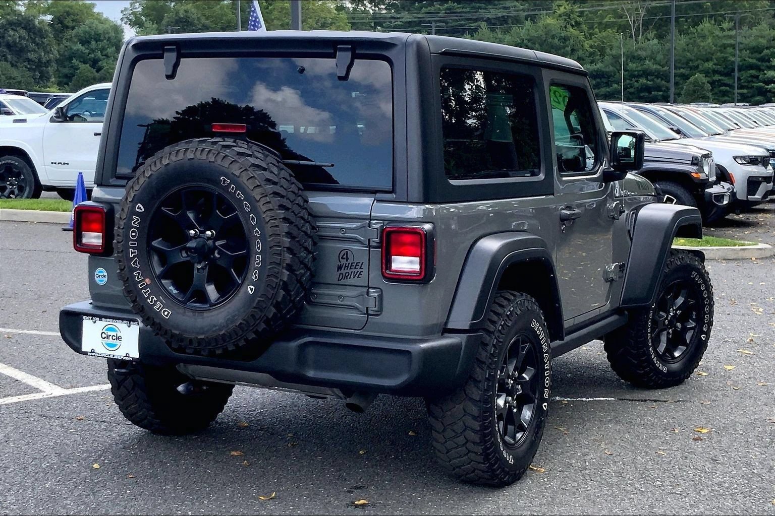 Certified 2022 Jeep Wrangler Sport AWD/4WD image 11