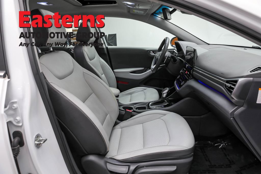 Used 2022 Hyundai Ioniq Limited image 25