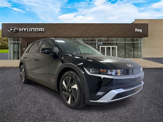 New 2026 Hyundai Ioniq 5 SE image 2