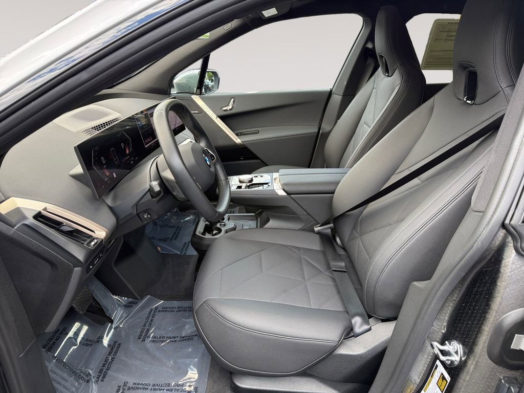 Certified 2026 BMW iX xDrive60 AWD/4WD image 9